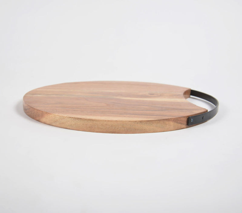 Minimal Round Acacia Chopping Board with Handle