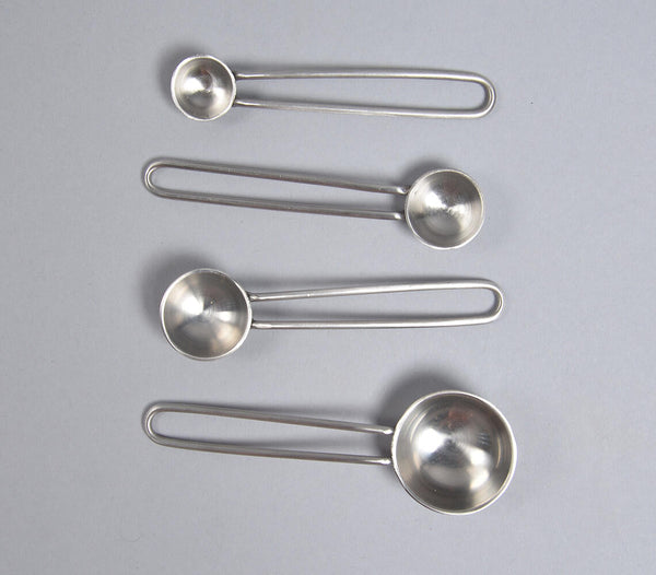 Silver-Toned Stainless Steel Measuring Spoon (Set of 4)