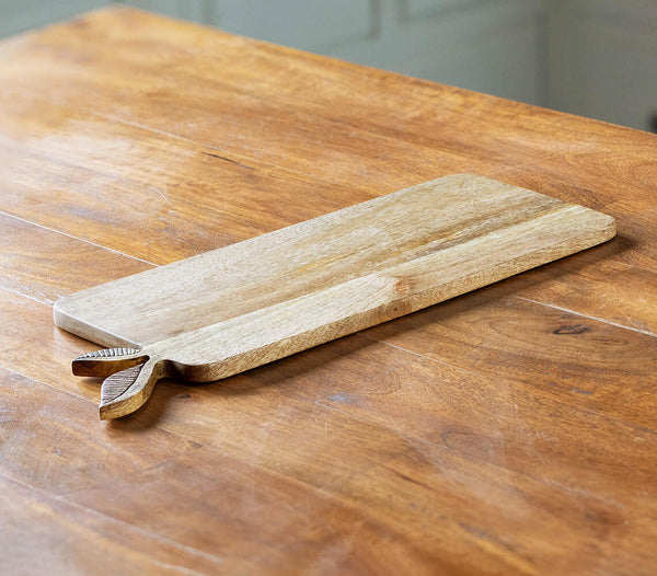 Mango Wood Cheese/Bread Board with Leaf Accent